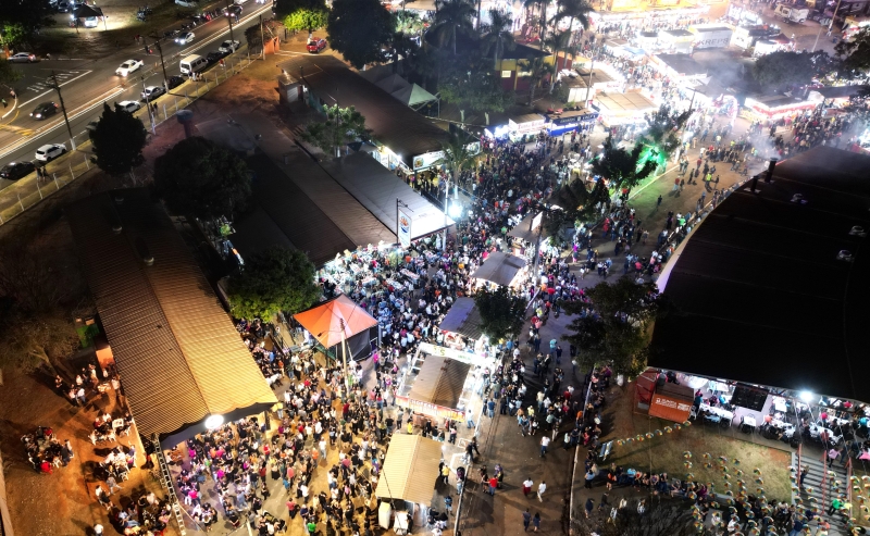 Noticia prefeitura-divulga-chamada-publica-para-os-interessados-nas-barracas-e-no